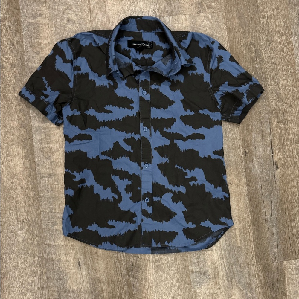 Nordstrom Boys Button down blue and black Sz L 10/12